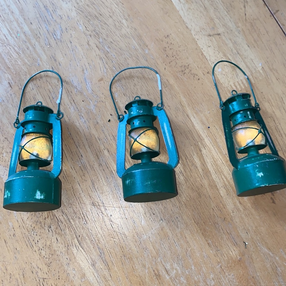 Vintage trinket / miniature Vintage Green Decorative Lantern ornament Set of 3